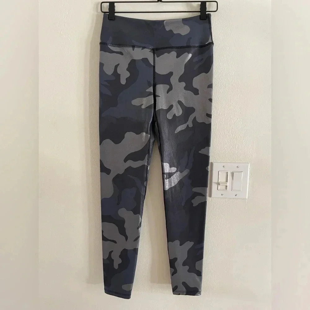 Noli Camouflage Leggings - Gray and Black